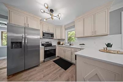 37 Bent Ave, Malden, MA 02148 - Photo 9