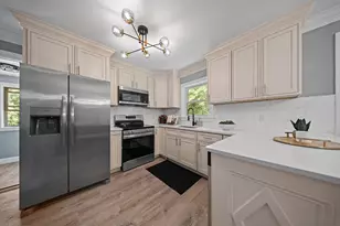 37 Bent Ave, Malden, MA 02148 - Photo 9