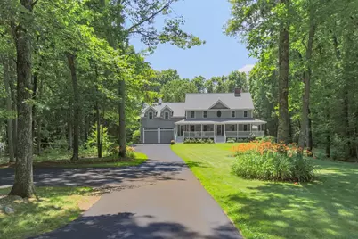 4 Upton Street, Dunstable, MA 01450 - Photo 1