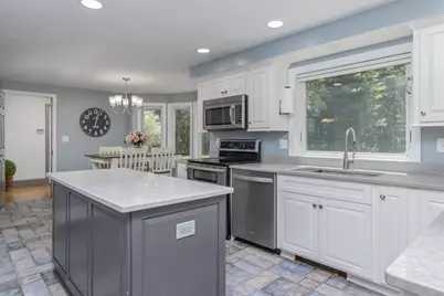 4 Upton Street, Dunstable, MA 01450 - Photo 7
