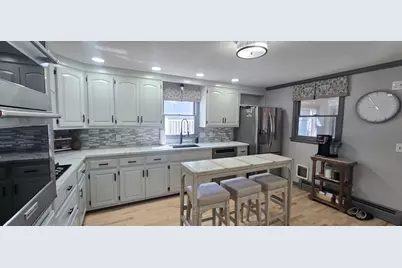 38 Raven Rd, Dracut, MA 01826 - Photo 3