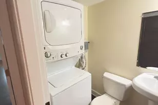 2 Mount Pleasant Pl, Boston, MA 02119 - Photo 7