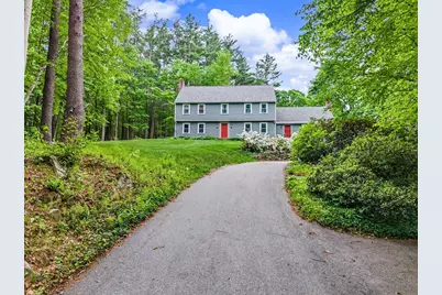 29 Pond St, Hopkinton, MA 01748 - Photo 3