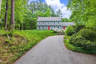 29 Pond St, Hopkinton, MA 01748 - Photo 3