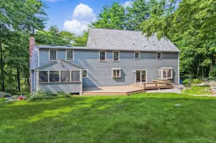 29 Pond St, Hopkinton, MA 01748 - Photo 5