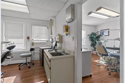 74 Valley, Middletown, RI 02842 - Photo 11
