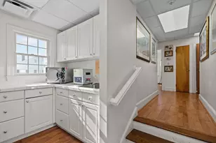 74 Valley, Middletown, RI 02842 - Photo 9