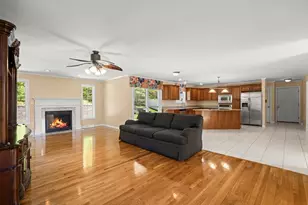1507 E Mountain Rd, Westfield, MA 01085 - Photo 7