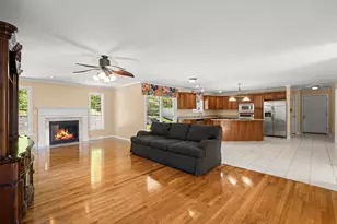 1507 E Mountain Rd, Westfield, MA 01085 - Photo 7