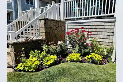 57 D Street Incl Util To A Cap #9/1-5/31, Hull, MA 02045 - Photo 3