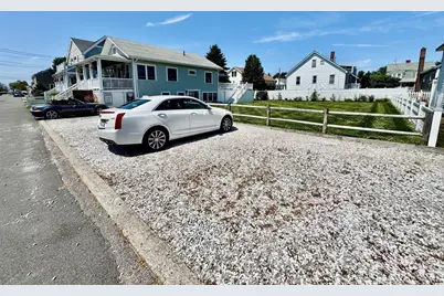 57 D Street Incl Util To A Cap #9/1-5/31, Hull, MA 02045 - Photo 5