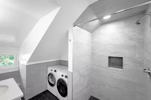 100 Chestnut Ave, Boston, MA 02130 - Photo 15