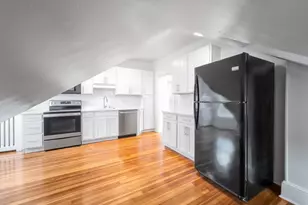 100 Chestnut Ave, Boston, MA 02130 - Photo 7