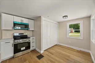521 Marys Pond Rd, Rochester, MA 02770 - Photo 3