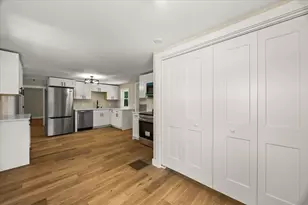 521 Marys Pond Rd, Rochester, MA 02770 - Photo 5