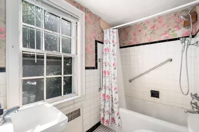 10 Wilde Rd, Wellesley, MA 02481 - Photo 21