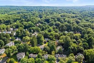 10 Wilde Rd, Wellesley, MA 02481 - Photo 29