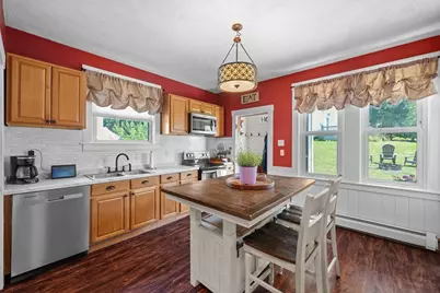 65 Prescott St, Clinton, MA 01510 - Photo 5