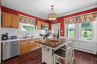 65 Prescott St, Clinton, MA 01510 - Photo 5