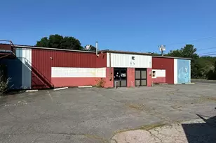424 Nash Rd, New Bedford, MA 02746 - Photo 1