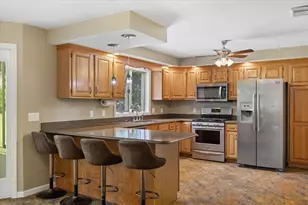 6 Carriage Dr, Palmer, MA 01069 - Photo 17
