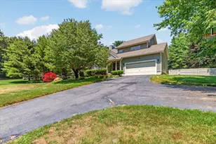 6 Carriage Dr, Palmer, MA 01069 - Photo 3