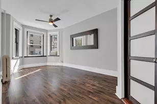 65 Burbank St, Boston, MA 02115 - Photo 3