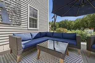 47 Hyde Park Cir, Uxbridge, MA 01569 - Photo 11