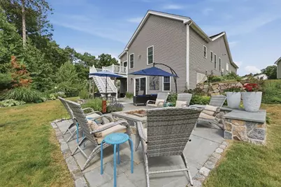 47 Hyde Park Circle, Uxbridge, MA 01569 - Photo 9