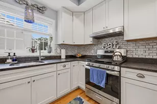 47 Hyde Park Cir, Uxbridge, MA 01569 - Photo 19