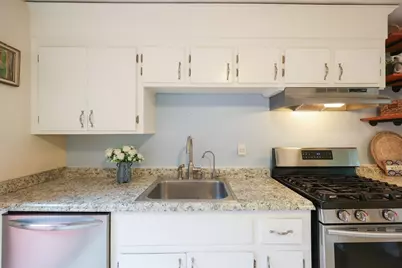 262 Daniels St, Franklin, MA 02038 - Photo 13