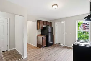 116-118 West St, Holyoke, MA 01040 - Photo 7