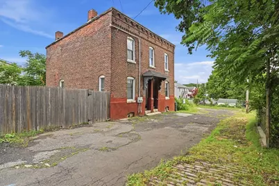 116-118 West St, Holyoke, MA 01040 - Photo 3