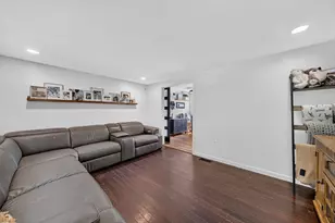 26 Algerine St, Berkley, MA 02779 - Photo 17