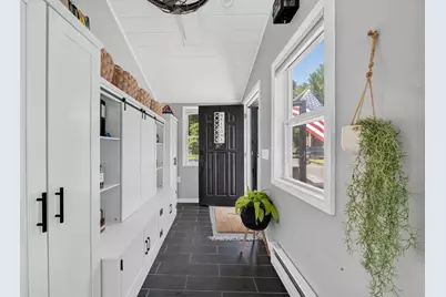 26 Algerine St, Berkley, MA 02779 - Photo 7