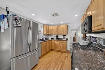 26 Algerine St, Berkley, MA 02779 - Photo 11
