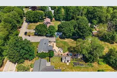 26 Algerine St, Berkley, MA 02779 - Photo 37