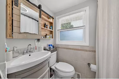 26 Algerine St, Berkley, MA 02779 - Photo 21