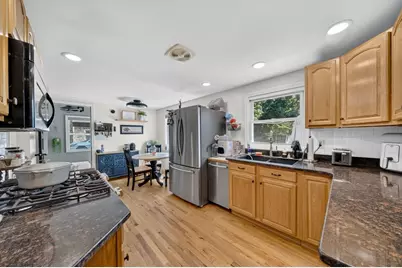 26 Algerine St, Berkley, MA 02779 - Photo 13