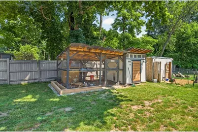 26 Algerine St, Berkley, MA 02779 - Photo 33