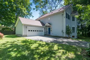 62 Fairview Ave, Northampton, MA 01060 - Photo 1