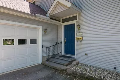 62 Fairview Ave, Northampton, MA 01060 - Photo 3