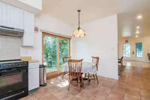 62 Fairview Ave, Northampton, MA 01060 - Photo 13