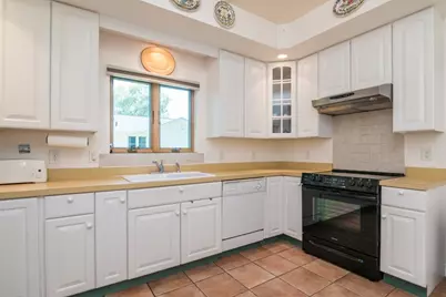 62 Fairview Ave, Northampton, MA 01060 - Photo 11