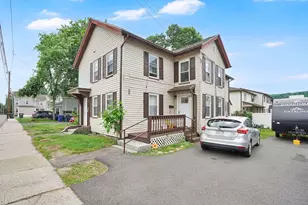 1061-1063 Pleasant St, Palmer, MA 01069 - Photo 3