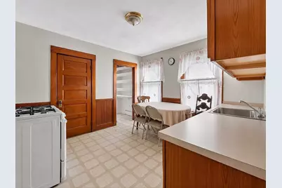 30 Clarendon Ave, Somerville, MA 02144 - Photo 13