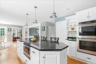 37 Wyndemere Ct, Plymouth, MA 02360 - Photo 11