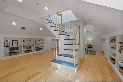 21 Union St, Manchester by the Sea, MA 01944 - Photo 17