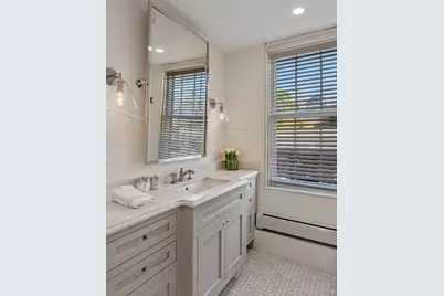 21 Union St, Manchester by the Sea, MA 01944 - Photo 15