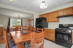 26 Frederick Cir, Tewksbury, MA 01876 - Photo 7